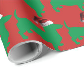 Grüne Dackel mit einem Weihnachtshut Geschenkpapier (Rolleneckpunkt)