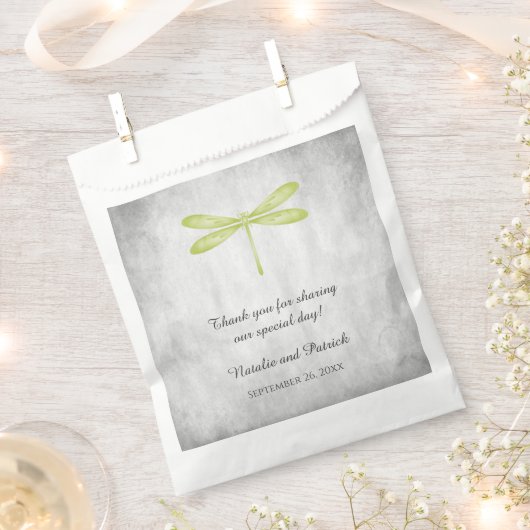 Grüne Dragonfly-Gastgeschenk Hochzeiten Geschenktütchen (Ausgeschnitten)