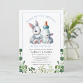 Grüne etwas sonnig mit Milk Baby Dusche Einladung (Stehend Vorderseite)