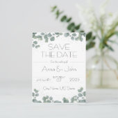 Grüne Eukalyptus Moderne Vegetation Save the Date Postkarte (Stehend Vorderseite)