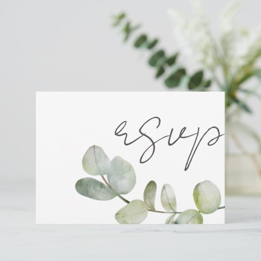 Grüne Eukalyptus Wedding RSVP Karte (Stehend Vorderseite)