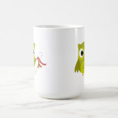 Grüne Eule mit Diplomarbeit Abschluss Tasse (Mittel)