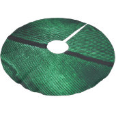 Grüne Feder, schöne Mustertextur. Polyester Weihnachtsbaumdecke (Schrägansicht)