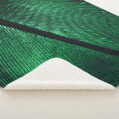 Grüne Feder, schöne Mustertextur. Sherpadecke (3/4)