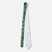 Grüne Federn mit schwarzer Neck-Tie Krawatte (Rückseite)