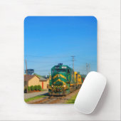 Grüne GebirgsGüterzug-Mausunterlage Mousepad (Mit Mouse)