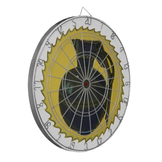 Grüne Granate auf dem Gelben Burst Dartscheibe (Vorderseite Links)