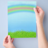 Grüne Gras, Regenbogen und blauer Himmel Hintergru Flyer (Hand)