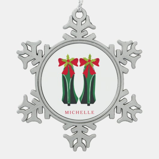 Grüne High Heels mit Weihnachtsbäumen Schneeflocken Zinn-Ornament (Vorderseite)