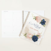 Grüne Hochzeit von Navy & Blush Blume Planer (Anzeige)