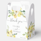 Grüne Hochzeit von zartem Gelbblütenblättern Geschenkschachtel (Geöffnet)