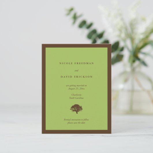 Grüne Hochzeitsankündigung Eichenbaum Save the Dat Einladung (Stehend Vorderseite)