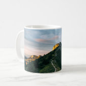 GRÜNE HÜGEL KAFFEETASSE (Vorderseite Links)