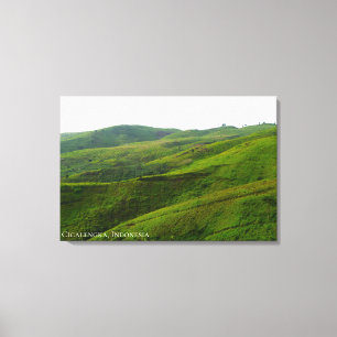 Grüne Hügellandschaft Naturkulisse Fotografie Leinwanddruck