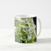 Grüne Hydrangeas-Blume Kaffeetasse (VorderseiteRechts)