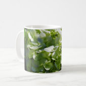 Grüne Hydrangeas-Blume Kaffeetasse (Vorderseite Links)