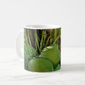 Grüne Insel Kokosnüsse Palme Tree Kaffeetasse (Vorderseite Links)