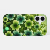 GRÜNE IRISCHE ÜBERSCHREITENDE KLEEBLÄTTER iPhone 16 HÜLLE (Rückseite (Horizontal))