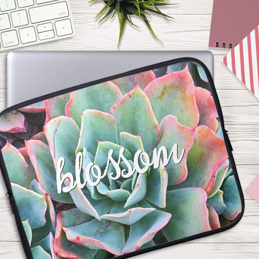 Grüne Kaktus Sukkulente Fotografie Blossom-Script Laptopschutzhülle
