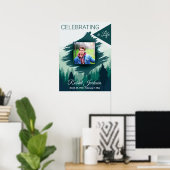 Grüne Kiefernwälder Feier zum Leben mit Foto Poster (Heimbüro)