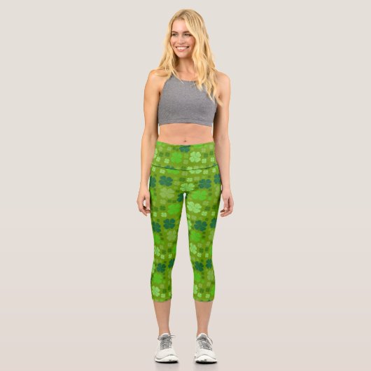 Grüne Klee, Glücksklamotten, St. Patrick's Day Capri Leggings (Vorderseite)