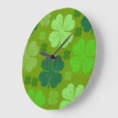 Grüne Klee, Glücksklamotten, St. Patrick's Day Große Wanduhr (Winkel)