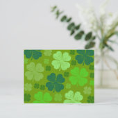 Grüne Klee, Glücksklamotten, St. Patrick's Day Postkarte (Stehend Vorderseite)