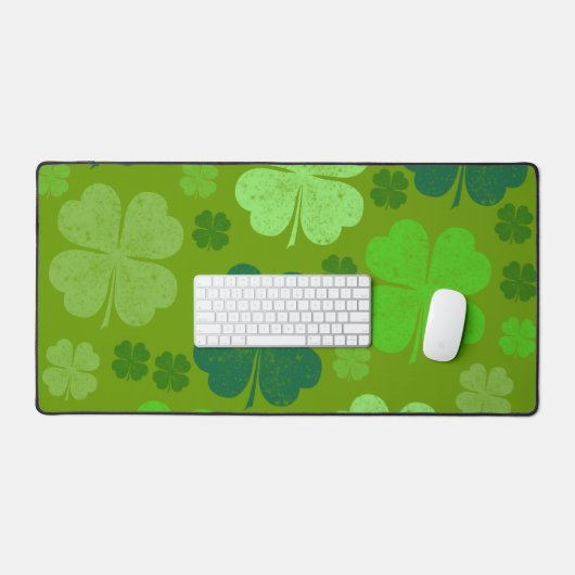 Grüne Klee, Glücksklamotten, St. Patrick's Day Schreibtischunterlage (Tastatur & Maus)