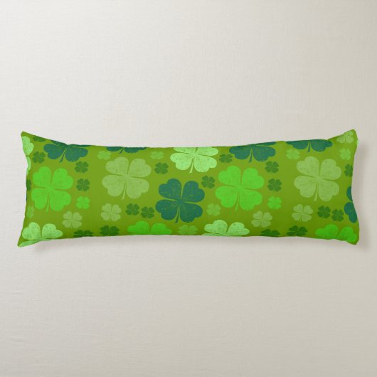 Grüne Klee, Glücksklamotten, St. Patrick's Day Seitenschläferkissen (Vorderseite)