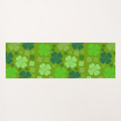 Grüne Klee, Glücksklamotten, St. Patrick's Day Yogamatte (Rückseite (Horizontal))