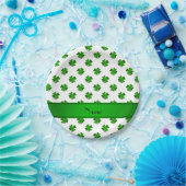 Grüne Kleeblätter mit personalisiertem Namen Pappteller (Party)