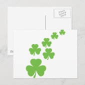 grüne Kleeblätter regnen Postkarte (Vorne/Hinten)