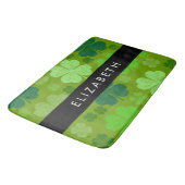 Grüne Knöchel, glückliche Knöpfe, Ihr Name Badematte (Schrägansicht)