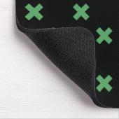Grüne Kreuzstiche auf schwarz Mousepad (Ecke)