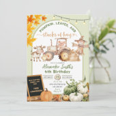 Grüne Landtiere Pumpkin Stapel von Hay Birthday Einladung (Stehend Vorderseite)