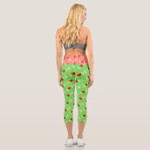 Grüne LIEBE Motif Stilvolles Kalkgrün Capri Leggings (Rückseite)