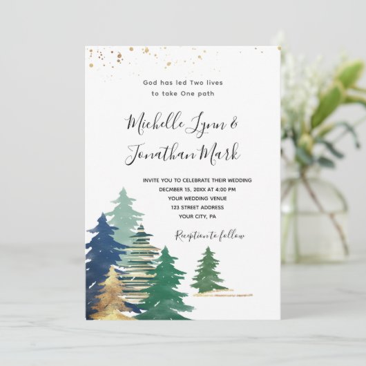 Grüne, Lila Pinienbäume, alle in einer Hochzeit Einladung (Stehend Vorderseite)