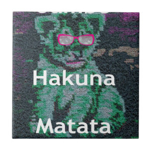 Grüne Löwe mit rosa Brille "Hakuna Matata" Kunst Fliese