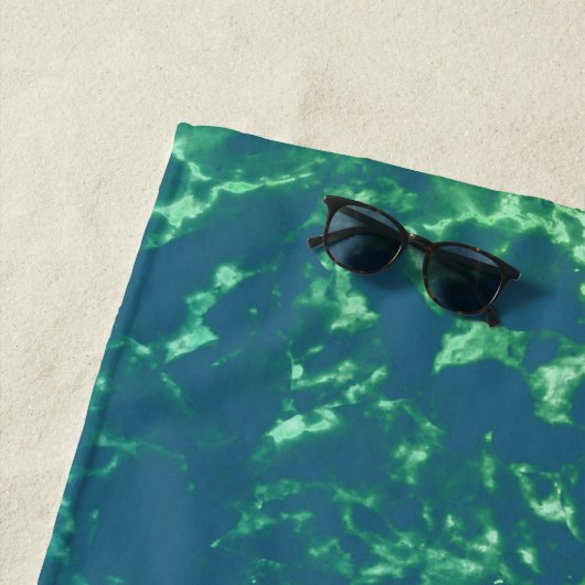 Grüne Marmor auf Aquamarin Strandtuch (Beispiel)