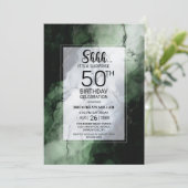 Grüne Marmorüberraschung 50. Geburtstagsparty Einladung (Stehend Vorderseite)
