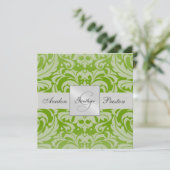 Grüne Monogramm-Damast Einladung zur Hochzeit (Stehend Vorderseite)