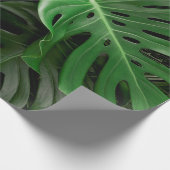 Grüne Monstera-Blätter und Blätter aus Palmen Geschenkpapier (Ecke)