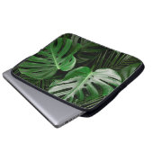 Grüne Monstera-Blätter und Blätter aus Palmen Laptopschutzhülle (Vorne Knopf)