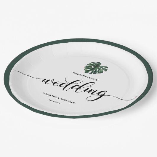 Grüne Monstera Leaf Hochzeitszeitung Tellers Pappteller (Schrägansicht)