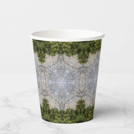 Grüne Moos und Natur Kunst Pappbecher (Rückseite)