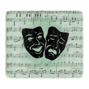 Grüne Musik und griechische Masken im Theater Schneidebrett