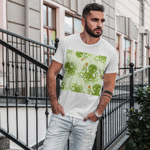 Grüne Oktopoden mit Blume T-Shirt
