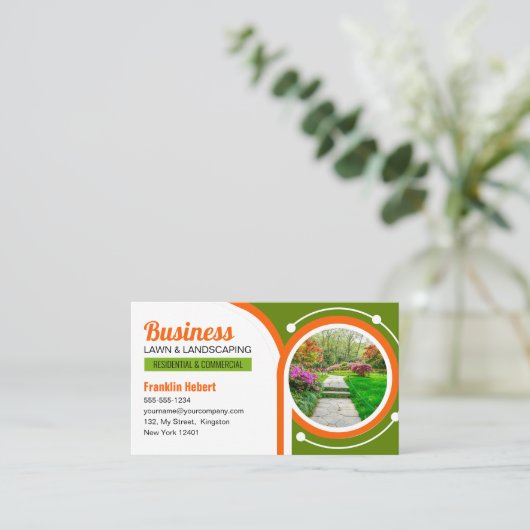 Grüne Orangenlandschaften beim Mähen von Rasenfläc Visitenkarte (Stehend Vorderseite)
