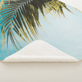 Grüne Palme unter blauem Himmel Sherpadecke (3/4)