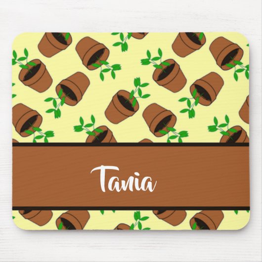 Grüne Pflanze aus Terrakotta auf gelb Mousepad (Vorne)